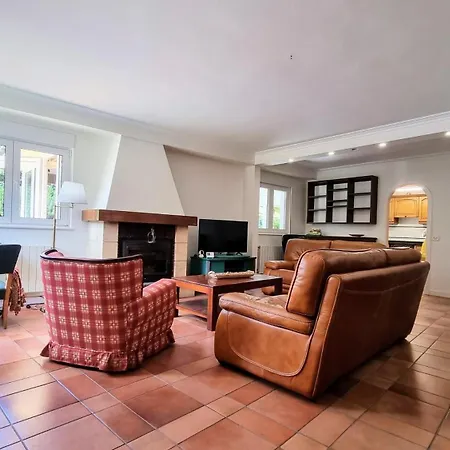 Casa Vacacional El Naranjo Homestay Balmori